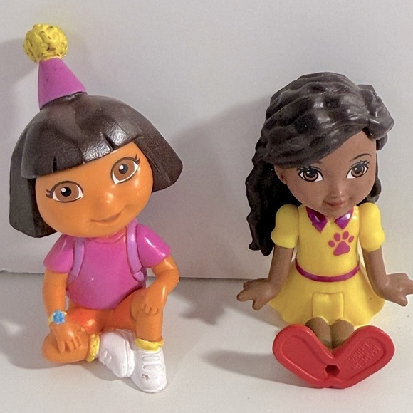Dora and Friend Emma Cake Topper - Picture 4 of 5